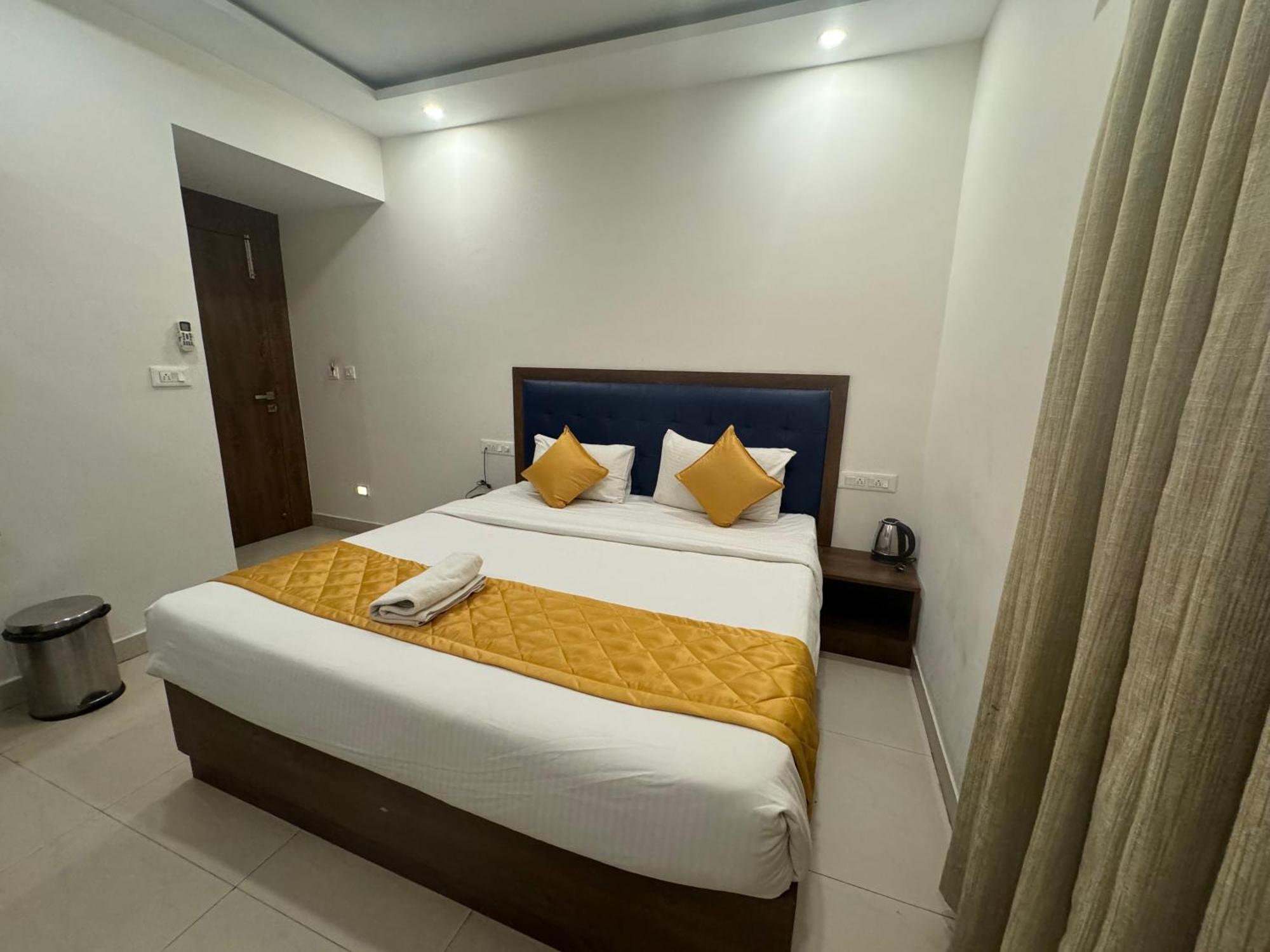 Hotel JN Guestline Devanahalli Exterior foto