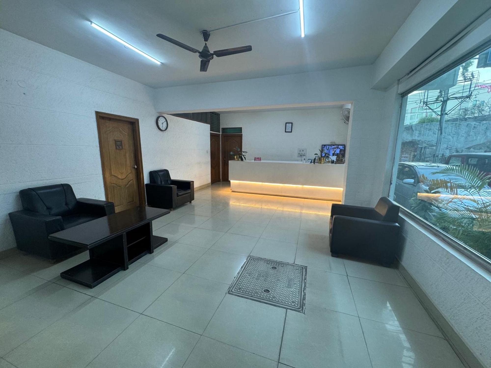 Hotel JN Guestline Devanahalli Exterior foto